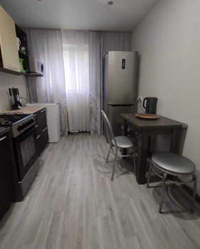 2-к квартира, вторичка, 43м2, 1/9 этаж