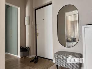 2-к квартира, вторичка, 57м2, 1/3 этаж