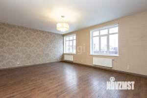 2-к квартира, вторичка, 118м2, 5/7 этаж