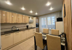 3-к квартира, вторичка, 85м2, 11/18 этаж