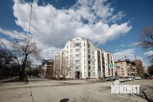 4-к квартира, вторичка, 320м2, 3/5 этаж
