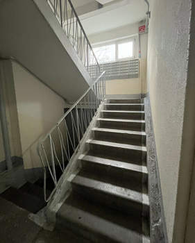 2-к квартира, вторичка, 43м2, 8/9 этаж