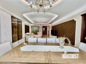 4-к квартира, вторичка, 131м2, 8/15 этаж
