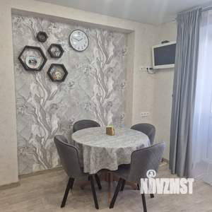 3-к квартира, вторичка, 100м2, 3/8 этаж