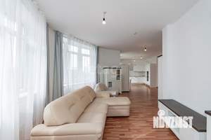 2-к квартира, вторичка, 118м2, 5/5 этаж