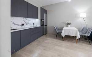 2-к квартира, вторичка, 80м2, 18/28 этаж