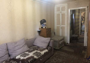 3-к квартира, вторичка, 40м2, 1/2 этаж