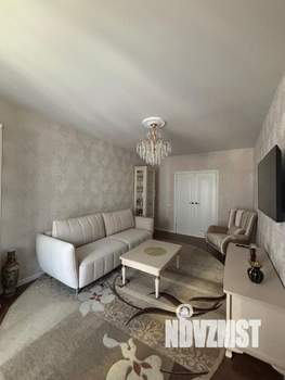 2-к квартира, вторичка, 64м2, 3/8 этаж