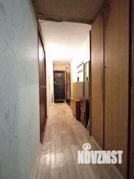 3-к квартира, вторичка, 53м2, 1/9 этаж