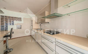 4-к квартира, вторичка, 163м2, 6/10 этаж