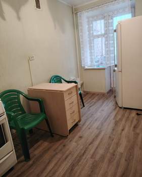 2-к квартира, вторичка, 44м2, 1/9 этаж