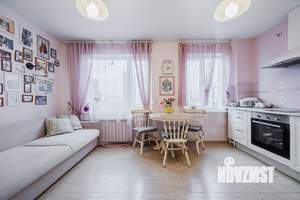 2-к квартира, вторичка, 56м2, 9/16 этаж