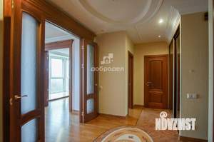 3-к квартира, вторичка, 112м2, 9/25 этаж