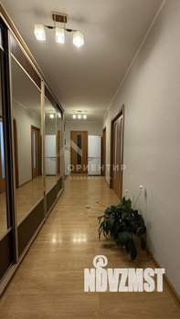 2-к квартира, вторичка, 65м2, 2/19 этаж