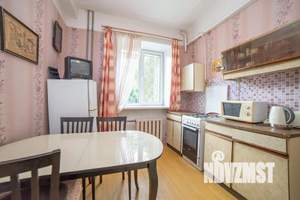 3-к квартира, вторичка, 74м2, 1/5 этаж