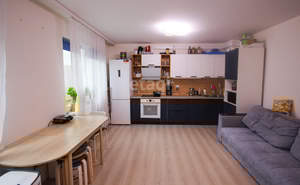 2-к квартира, вторичка, 60м2, 1/5 этаж