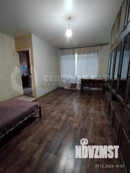 2-к квартира, вторичка, 45м2, 1/4 этаж