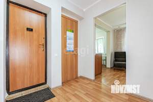 2-к квартира, вторичка, 39м2, 1/5 этаж