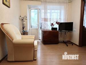 2-к квартира, вторичка, 42м2, 3/5 этаж