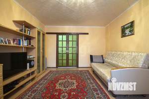 3-к квартира, вторичка, 64м2, 1/9 этаж