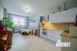 3-к квартира, вторичка, 83м2, 2/17 этаж