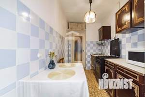 3-к квартира, вторичка, 59м2, 1/9 этаж