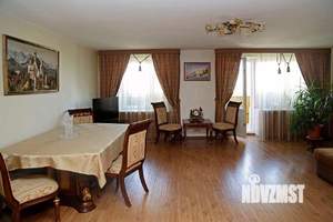 3-к квартира, вторичка, 119м2, 8/10 этаж