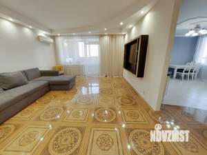 4-к квартира, вторичка, 132м2, 10/18 этаж