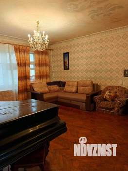 4-к квартира, вторичка, 122м2, 4/5 этаж