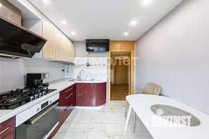 2-к квартира, вторичка, 51м2, 9/9 этаж