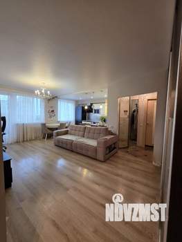 3-к квартира, вторичка, 63м2, 7/9 этаж