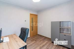 4-к квартира, вторичка, 68м2, 1/5 этаж