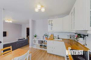 2-к квартира, вторичка, 65м2, 10/17 этаж