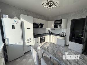 2-к квартира, вторичка, 64м2, 14/27 этаж