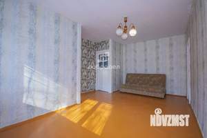2-к квартира, вторичка, 42м2, 1/5 этаж