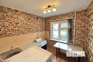 2-к квартира, вторичка, 42м2, 1/5 этаж