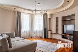4-к квартира, вторичка, 163м2, 6/10 этаж
