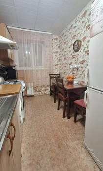 2-к квартира, вторичка, 43м2, 1/9 этаж