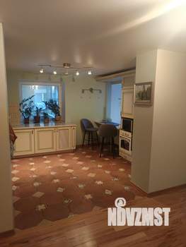 4-к квартира, вторичка, 132м2, 9/13 этаж