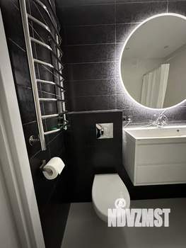 2-к квартира, вторичка, 57м2, 1/9 этаж