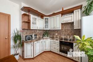 1-к квартира, вторичка, 42м2, 9/9 этаж