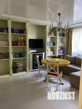 3-к квартира, вторичка, 58м2, 2/5 этаж