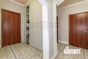 3-к квартира, вторичка, 70м2, 1/4 этаж