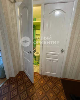 2-к квартира, вторичка, 43м2, 9/9 этаж