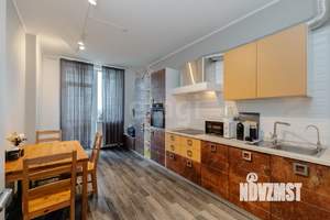 2-к квартира, вторичка, 65м2, 2/19 этаж