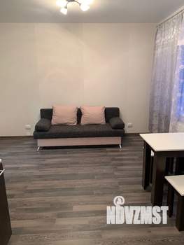 Студия квартира, вторичка, 28м2, 1/10 этаж