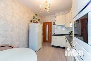 2-к квартира, вторичка, 58м2, 7/16 этаж