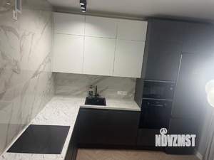 2-к квартира, вторичка, 61м2, 7/32 этаж