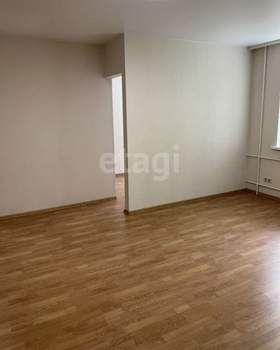 2-к квартира, вторичка, 43м2, 1/5 этаж