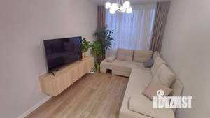 2-к квартира, вторичка, 54м2, 18/32 этаж